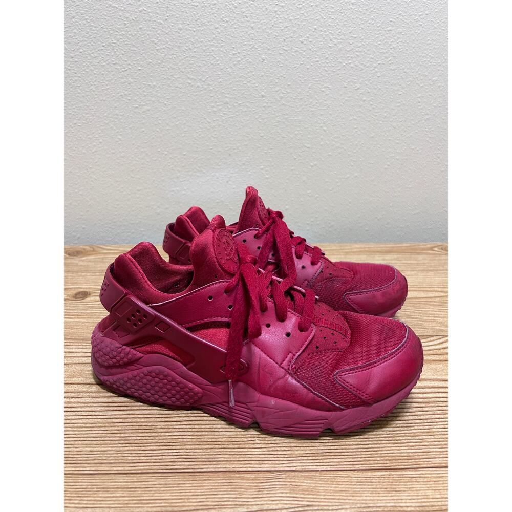 Nike Air Huarache Run Triple Red Sneakers Women’s 8.5 Athletic Shoes Trainers